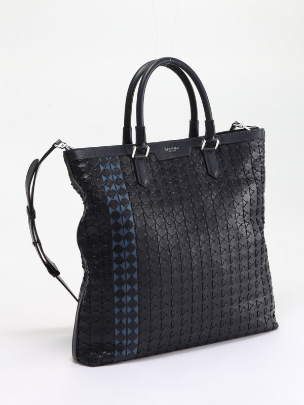 SERAPIAN
TOTE V