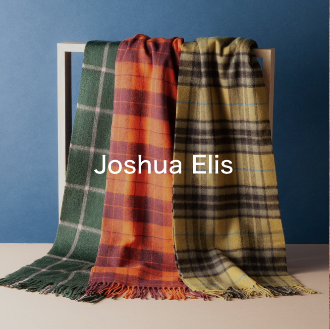 Joshua Elisのマフラー