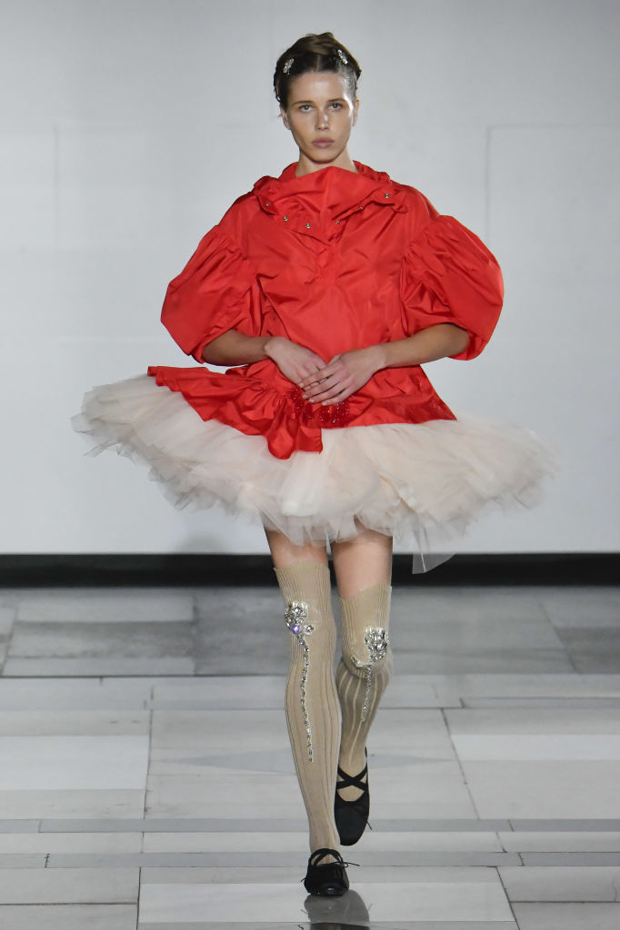 LONDON, ENGLAND - SEPTEMBER 15: A model walks the runway at the Simone Rocha fashion show during London Fashion Week September 2024 Spring/Summer 2025 on September 15, 2024 in London, England. (Photo by Victor VIRGILE/Gamma-Rapho via Getty Images)