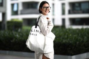 《2025》人気おすすめのトートバッグ24選！ 魅力や遊び方も紹介！｜GLADDブログ