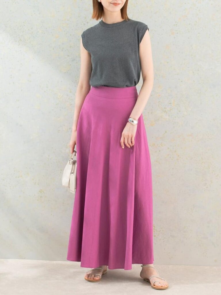 URBAN RESEARCH／ROSSO
リネン混 バックファスナーロングスカート