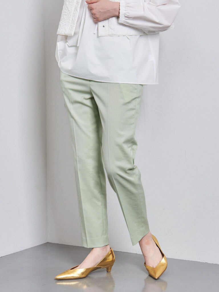 UNITED ARROWS
シャイニー スリム パンツ