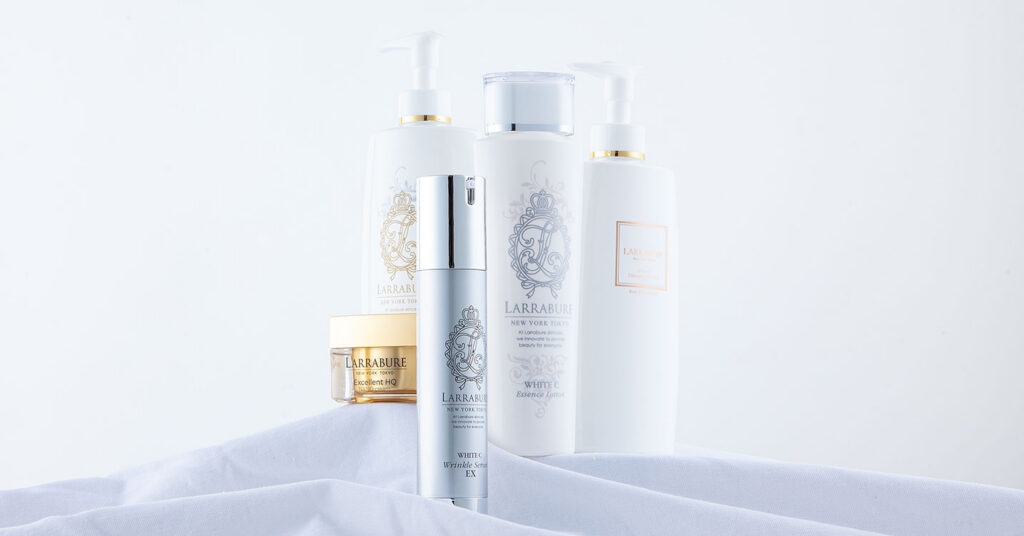 LARRABURE by 潤子ララビュール
