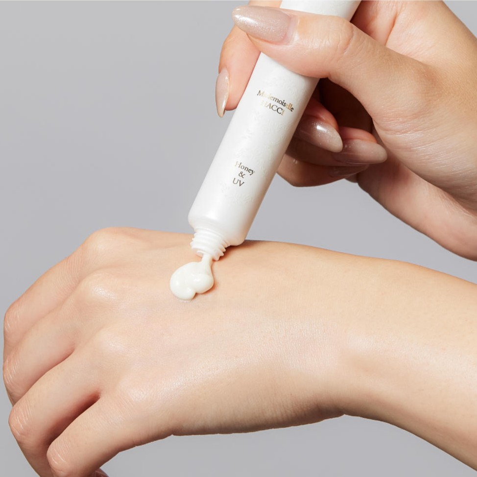 HACCI ハンドクリーム マドモワゼル ハプニング(n)