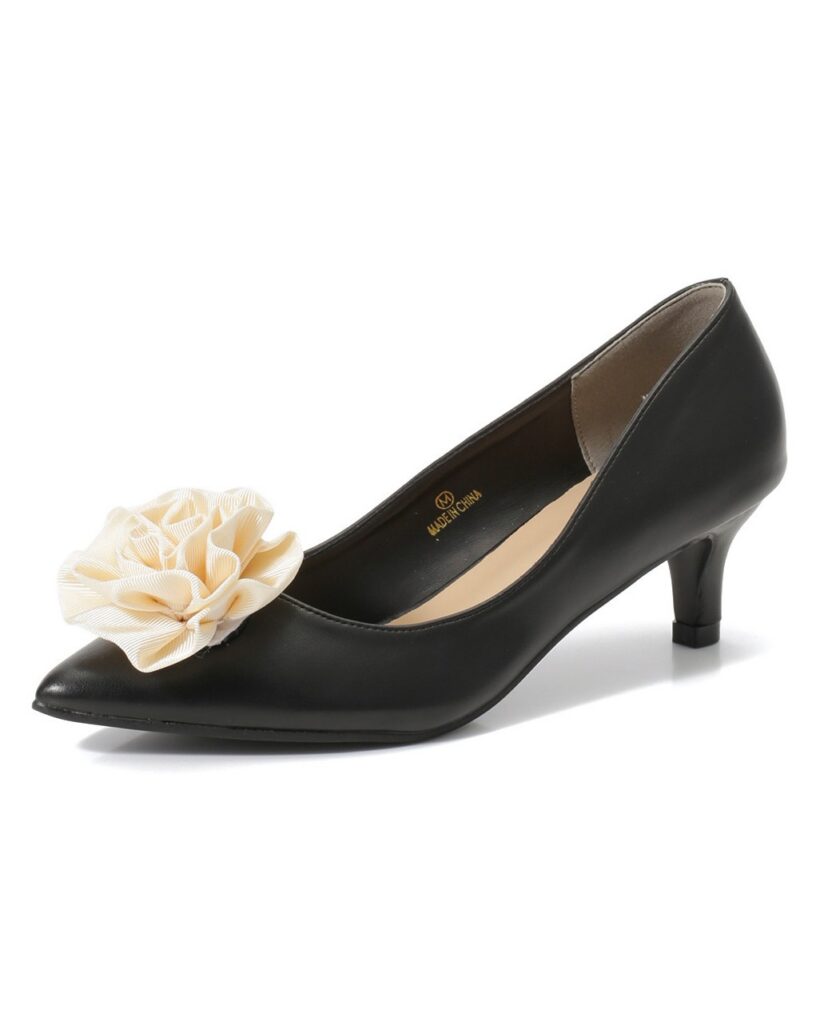 HEART ACTION
5cmヒール ポインテッド コサージュパンプス